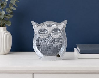 Konst Glashyttan Urshult Glass Owl Paperweight 1970s