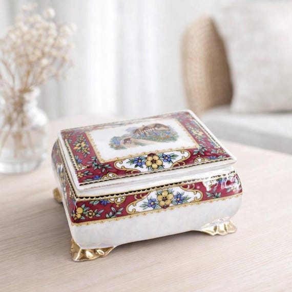 Victoria China Czechoslovakia Porcelain Trinket Box – Hand-Painted, 1930s