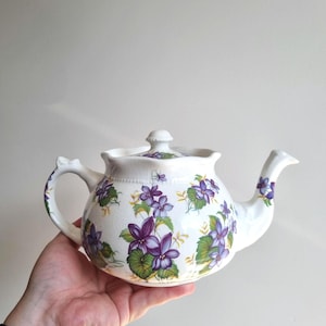 Arthur Wood Teapot “Bouquet” | Vintage English Floral Teapot | 1000ml | Purple Violet Flowers