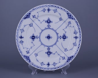 Royal Copenhagen Blue Fluted Half Lace no. 704 Antique Dinner Flat Plate 25 cm