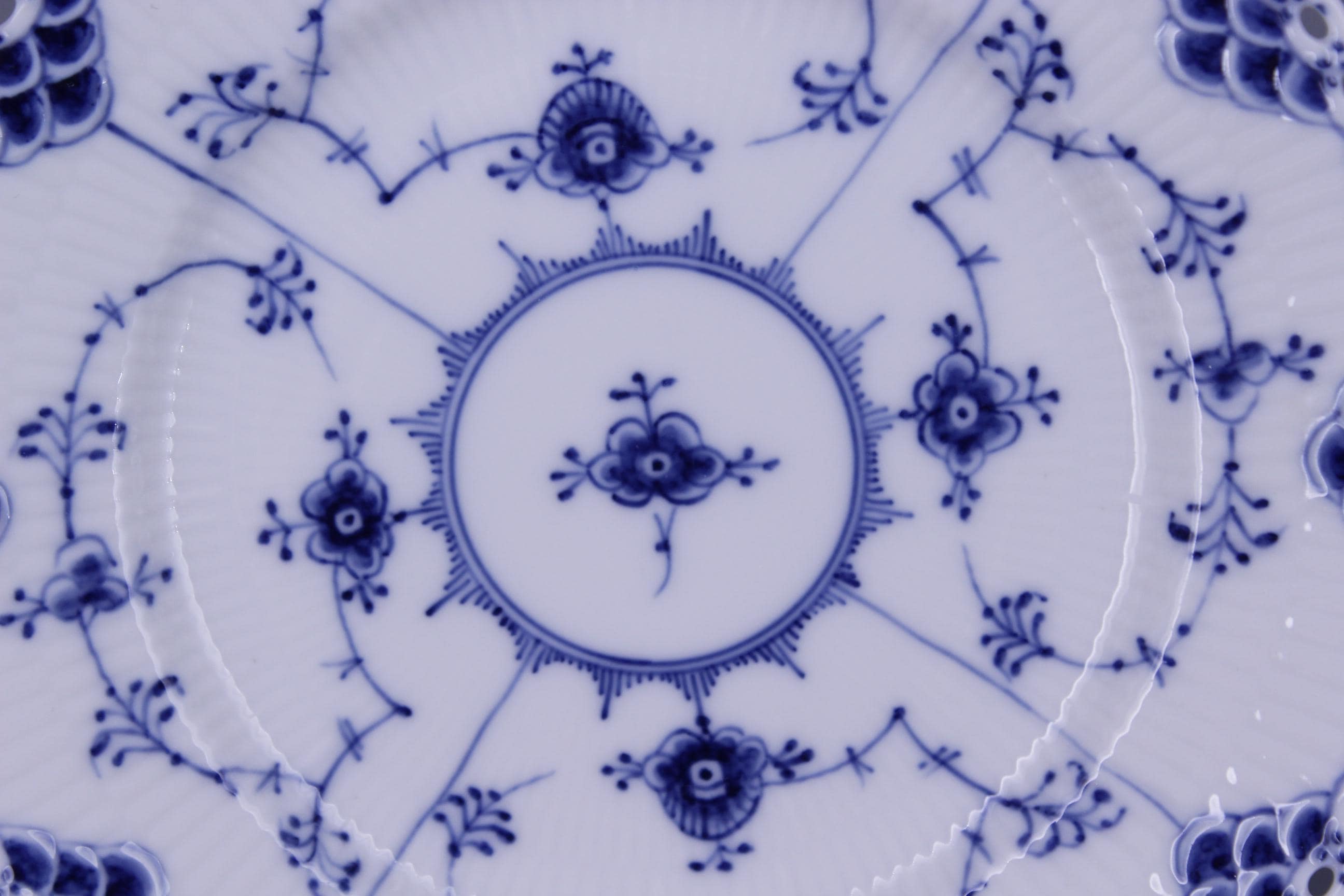 ロイヤルコペンハーゲン ブルーフルーテッド フルレース #1087