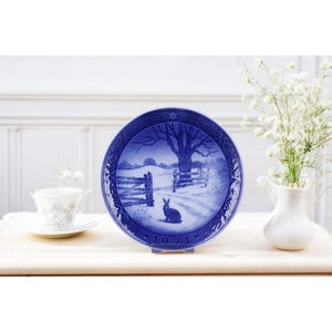 Royal Copenhagen Christmas Plate 1971 – Vintage Collectible Danish Porcelain, Blue & White Decorative Wall Plate, Holiday Gift