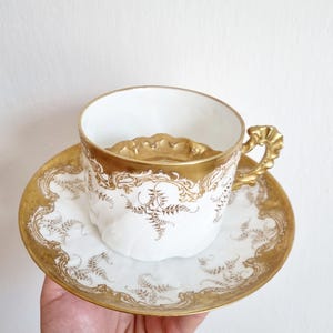 Tasse et Soucoupe Limoges Maison Londe – Connexion Victor Hugo, Porcelaine Française Antique