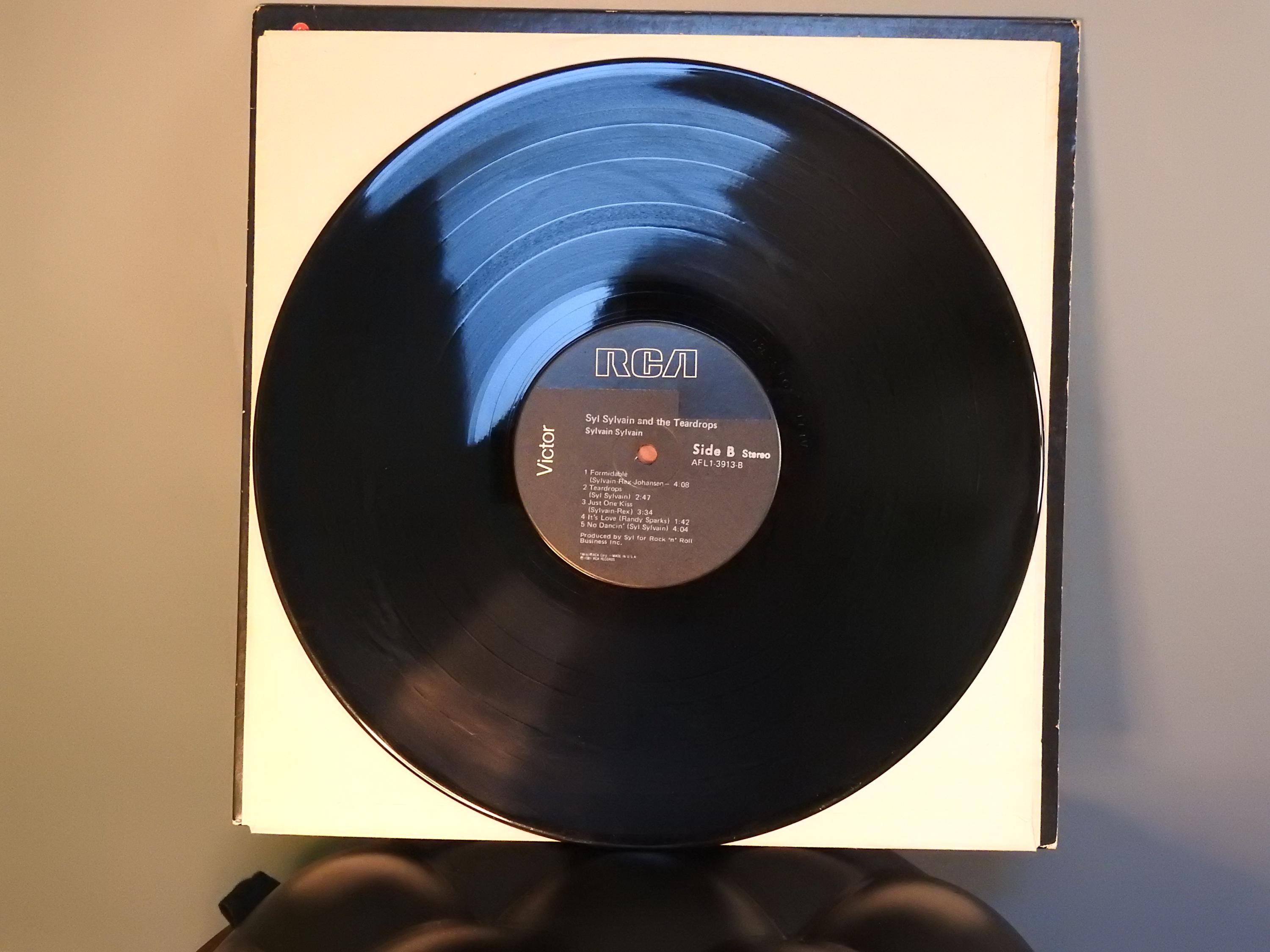 Vintage 1981 Vinyl Album Syl Sylvain and the Teardrops 