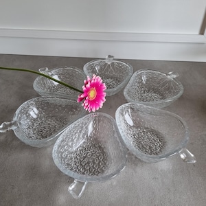 Vintage Italian Clear Glass Strawberry Bowls – Set of 6 Textured Fruit Dishes, Mid-Century Dessert Bowls, Embossed Glassware, 16 cm