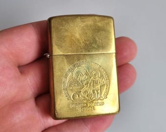 Vintage Zippo Lighter – Canadian Series Grise Fiord – 1950