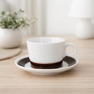 Taza de té Rörstrand Forma con platillo 30 cl, porcelana sueca moderna de mediados de siglo