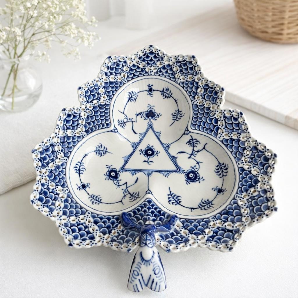 Royal Copenhagen Blue Fluted Full Lace #1077 Tray, Dragonfly