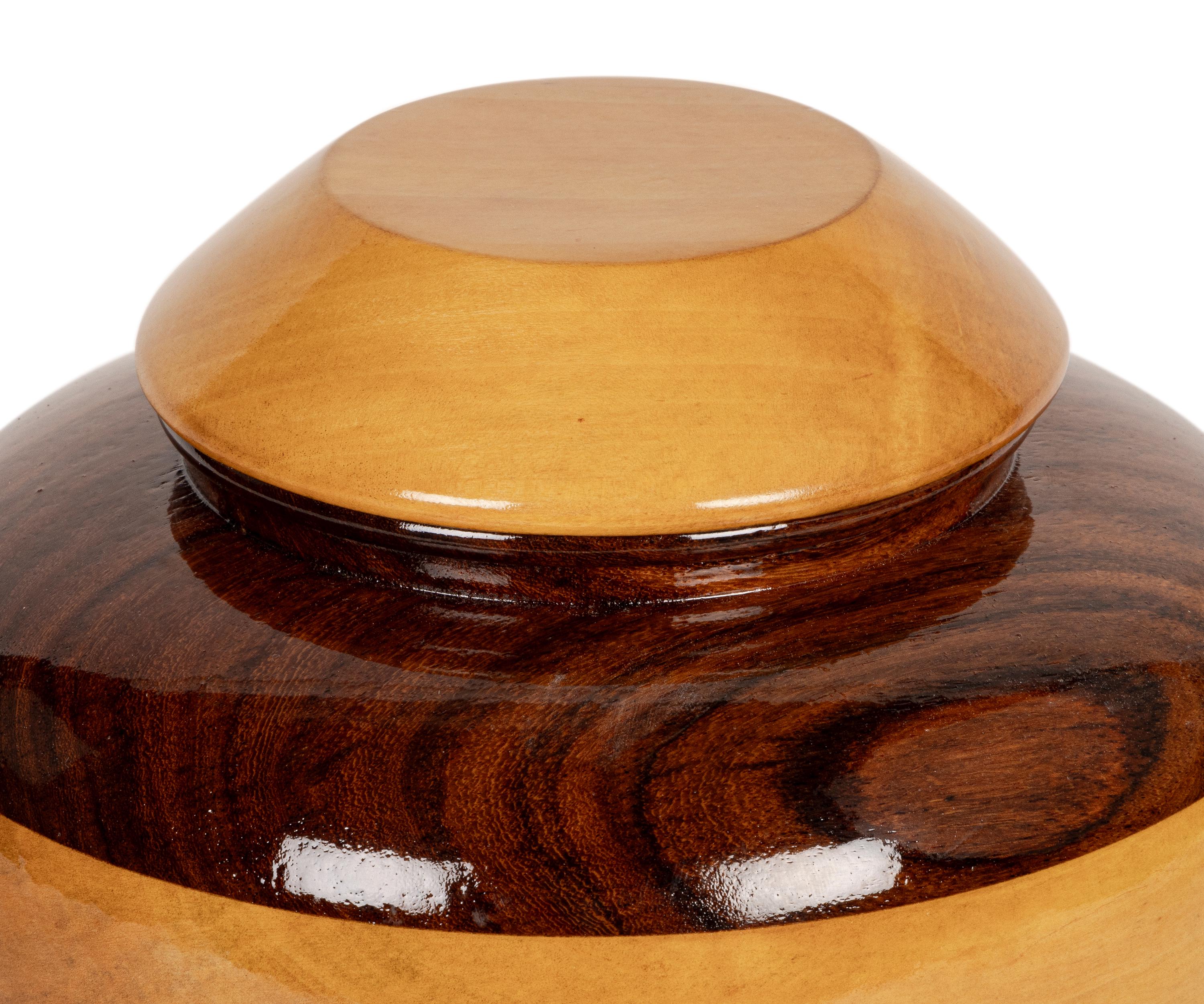 Urne in Legno Incise con Mani in Preghiera e Colomba per Ceneri Umane, Urna Funeraria Grande con Albero della Vita per Columbarium a Prezzo Conveniente