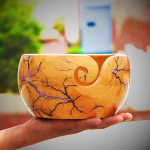 Resin Yarn Bowl with Lichtenberg Figure, Wooden Yarn Holder, Knitting Bowl, Crochet Organizer, Yarn Lover Gift