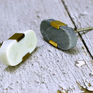Grey and White Oval Stone Brass Knob | Pull Handle | Drawer Knob | Furniture Knob | Cabinet Knob | Gold | Natural Stone | Brass Handle