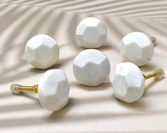 Pomolo rotondo in marmo bianco martellato ARTISNO, pomolo moderno per mobile, ferramenta decorativa, maniglie per mobili, maniglie per mobile, pomello per cassettiera, set da 6