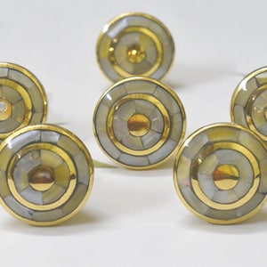ARTISNO Mother of Pearl Dresser Pull Knob,Gold Drawer Knob,Beautiful Gold Metal,Brass Knobs, Pulls, Elegant,Decorative Cabinet Pulls,set-6