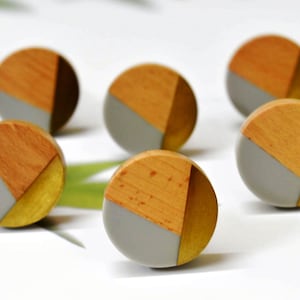 ARTISNO Resin Wood  Brass Drawer Knobs: Unique Cabinet Pulls, Round Resin Knobs, Cabinet Drawer Pulls, Drawer Knobs, Cabinet Knobs, set-6