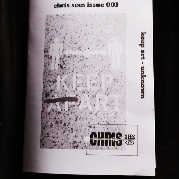 Issue 001 chris sees streetart graffiti photography zine