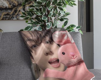 アイドル ENHYPEN FLUFFY CAT BLANKET for JUNGWON アイドル ENHYPEN FLUFFY CAT BLANKET for JUNGWON Enhypen Jungwon