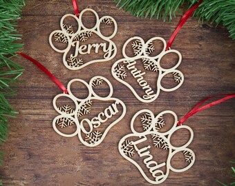 Personalized Dog Paws Christmas Ornament,Personalized Wooden Christmas Tree Ornament,Personalized Dog Ornament with name, Gift For Dog