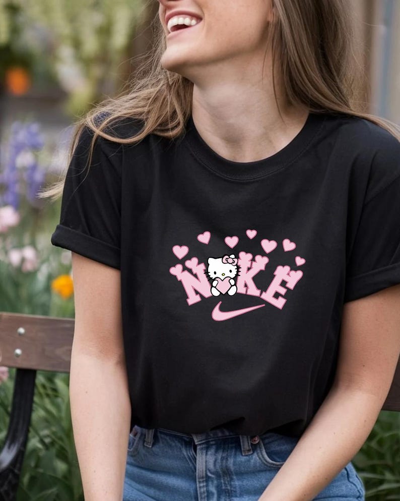 Hello Kitty Shirt, Disney Shirt, Kitty Ever Shirt, Damen Unisex T-Shirt, kawai Tshirt, Tshirt für Kinder Bild 3