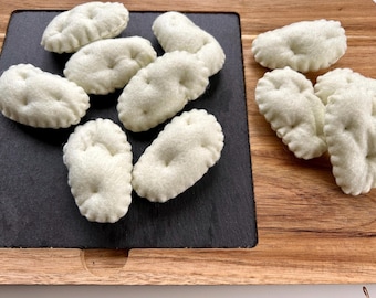 Patatas nuevas de fieltro