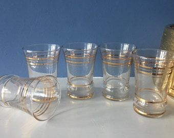 Set of 5 vintage shot/ liqueur glasses