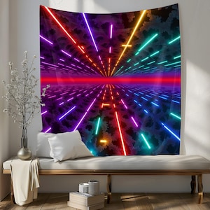 Könnte beinhalten: Eine Wandteppich mit einem psychedelischen Design, das einen dunklen Hintergrund mit einem Raster aus bunten Neonlichtern zeigt. Die Lichter sind in einem Muster angeordnet, das ein Gefühl von Tiefe und Perspektive erzeugt. Die Farben der Lichter umfassen Rot, Orange, Gelb, Grün, Blau und Lila.