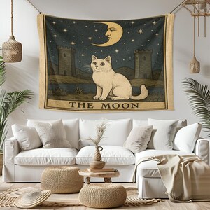Tapiz de Gato Lunar: Arte mural estilo tarot, tapiz de gato místico, decoración gótica celestial para dormitorio o espacio de meditación.