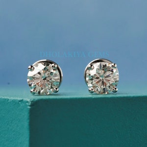 Round Lab Grown Diamond Stud Earrings Certified Diamond Earrings for Women Birthday or Anniversary Gift for Mother, Wife, or Daughter