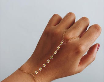 Handketting met madeliefjes, waterdichte sieraden, witte bloemen, delicate vingerarmband, roestvrijstalen ring, bloemenarmband, bruidsarmband
