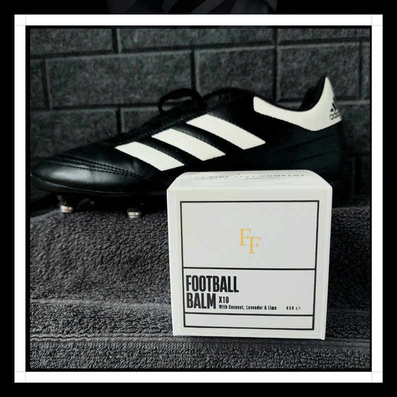 FOOTBALLERS Relaxing Spa Leg & Foot Gift Set, Coconut and Lavender Balm