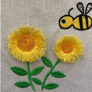 Flowers Stems Fancy Fluffy Fringe & Bee Embroidery in 2 Sizes , Fits 4 x 4 inches Hoop -  Pes Dst Exp Jef Hus ViP XXX - Instant Download