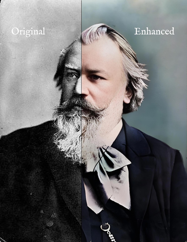 Puede incluir: Una imagen dividida en dos partes que muestra una fotograf&iacute;a en blanco y negro de un hombre con barba y corbata de lazo en el lado izquierdo, y una versi&oacute;n coloreada de la misma imagen en el lado derecho. El texto "Original" est&aacute; sobre la imagen en blanco y negro y el texto "Enhanced" est&aacute; sobre la imagen coloreada.