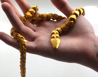 3D Printed Articulated Snake Fidget Toy: Reptile Desk Toy