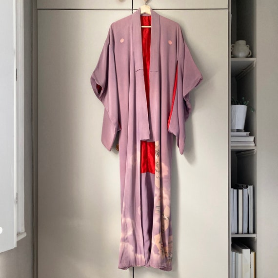 Vintage kimono with border design and scarlet lin… - image 1
