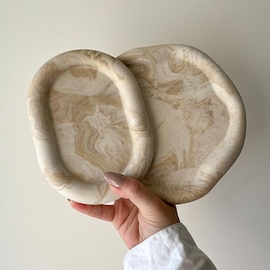 Oval bubbelbricka, handgjord | Jesmonit | heminredning och presenter.