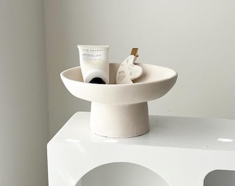 Pedestal bowl, choose custom colour effects, Handmade | Jesmonite | neutral home decor and gifts.