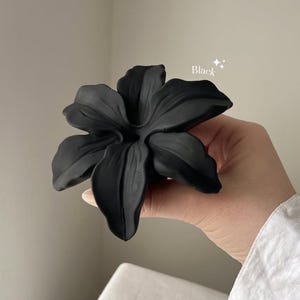 Lily flower Incense holder, custom colours effects | Handmade | Jesmonite | Incense trays | Neutral home Decor and gifts. black