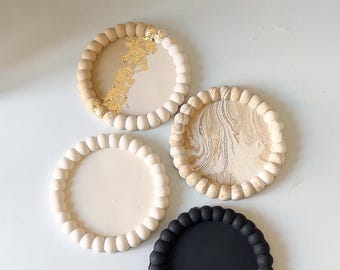 Large bubble coaster tray, custom colour effects, Handmade | Jesmonite | Drinkware | Neutral home decor and gifts.