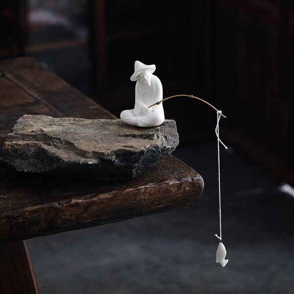 White Fishingman Ceramic Teapet Tea Table Decoration Home & Garden Decorative