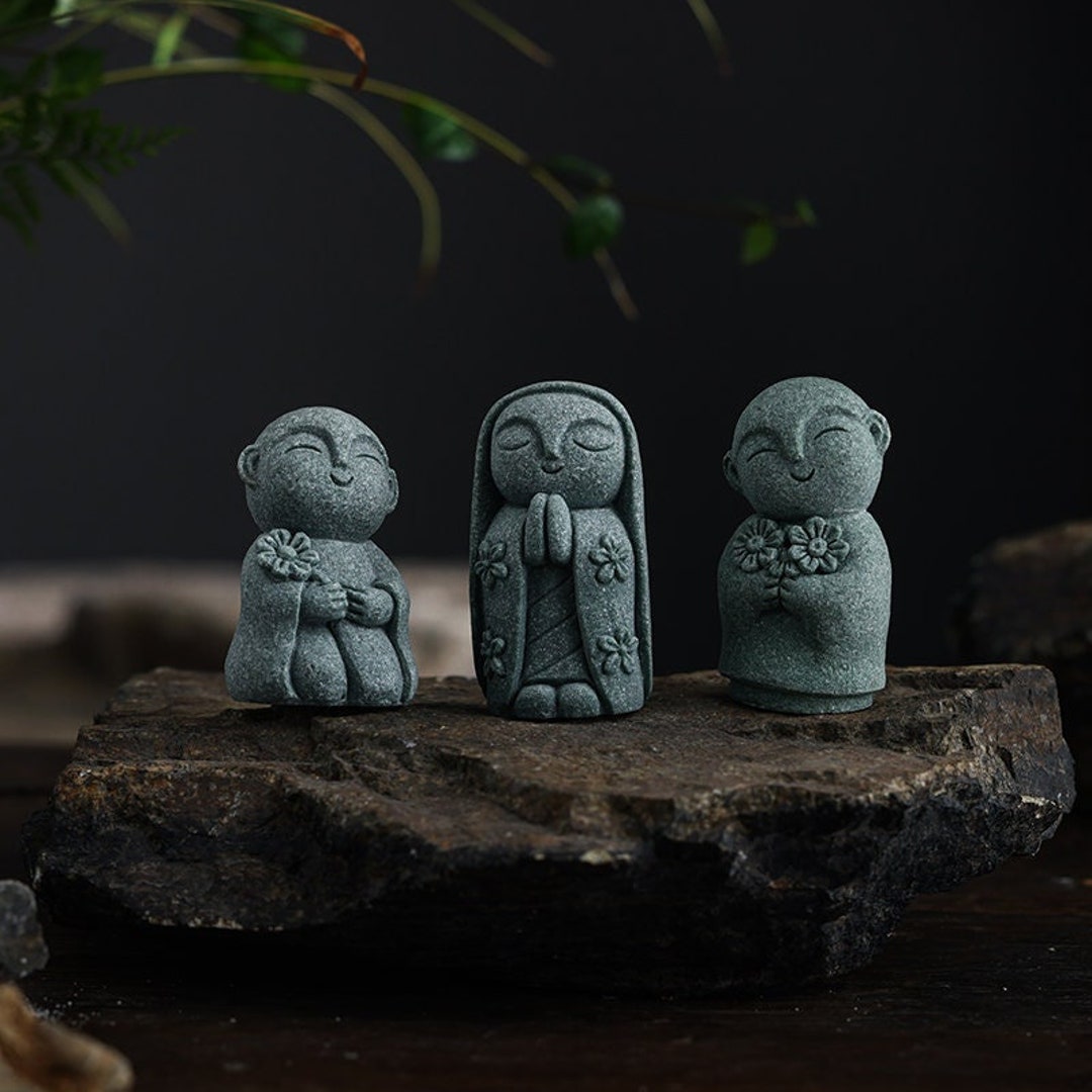 Zen Monk Statue Monk Sandstone Sculpture Zen Statue zen Desket Statue Home & Garden Decorative