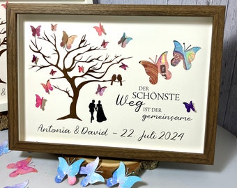 Geldgeschenk zur Hochzeit | personalisiert | mit buntem Schmetterlingsbaum und ausgestanzten 3D-Schmetterlingen | im Bilderrahmen