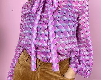 Vintage see trough blouse met strik kraag | paars roze violet | voorjaar lente | maat L