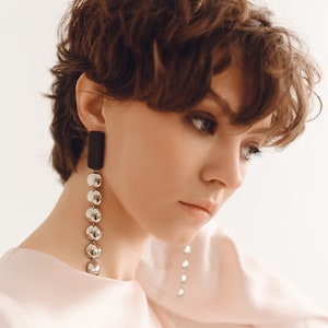Shoulder-Grazing Earrings | Silver Black earrings| Elegant earrings | Simple and chic earrings