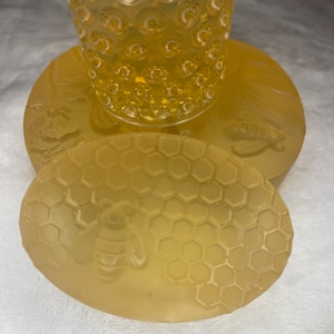 Siwomyèl honey exfoliating bar soap