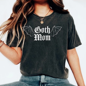 Goth Mama Shirt, Schwangerschaft Ankündigung T-Shirt, Geschenk für sie, Spaß Gothic T-Shirt für neue Mama