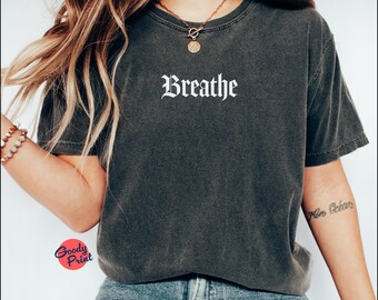 Breathe Gothic-T-shirt met belettering, minimalistische typografie, uniseks T-shirt