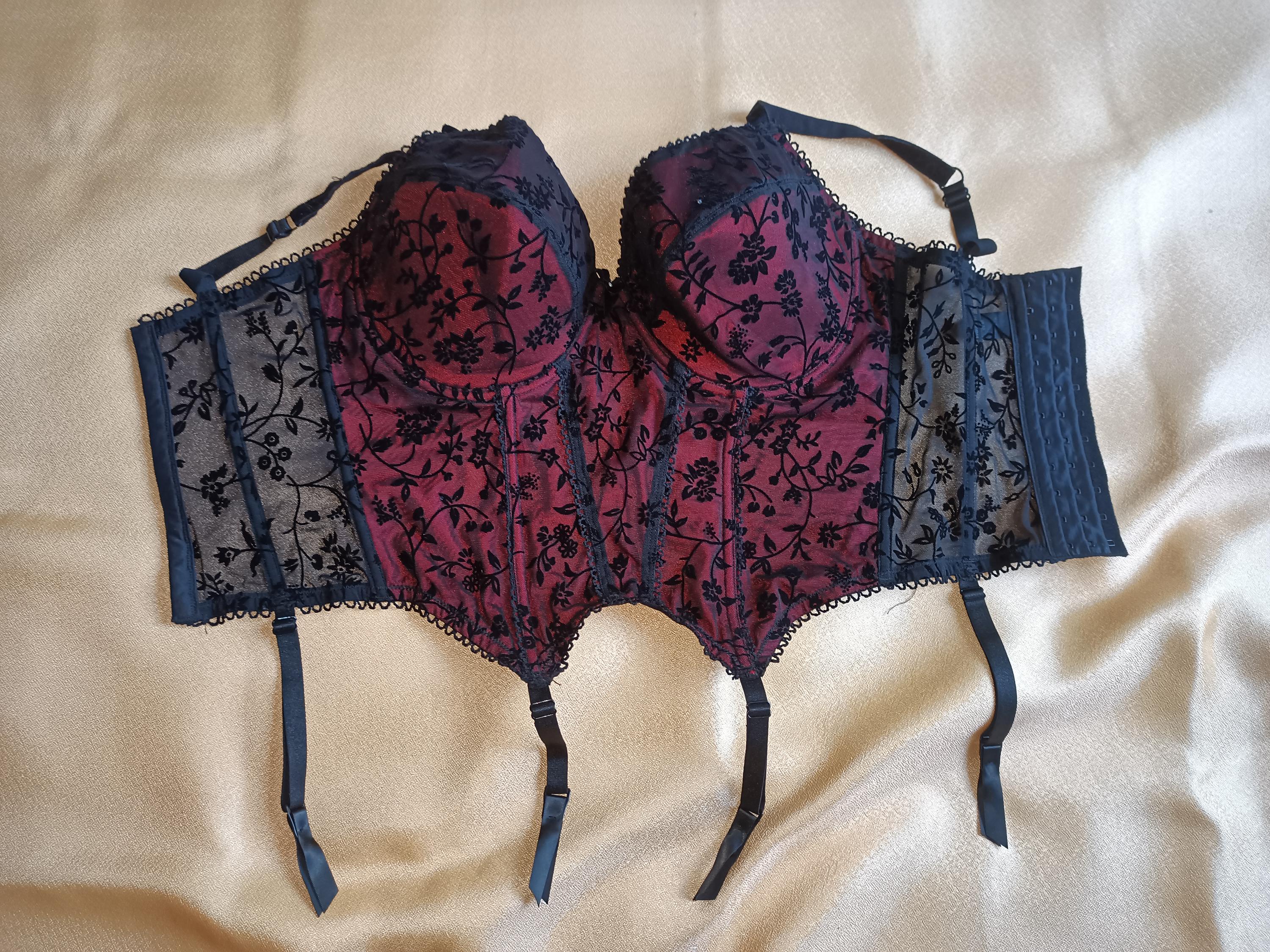 Lingerie Garter Belts La Senza Garter Belts - Brand New With Tags, Various Sizes, Colors & Styles Available New With Tags Lingerie Garter Belts Various Sizes Colors Lingerie Garter Belts La Senza Garter Belts - Brand New With Tags, Various Sizes, Colors & Styles Available New With Tags Lingerie Garter Belts Various Sizes Colors