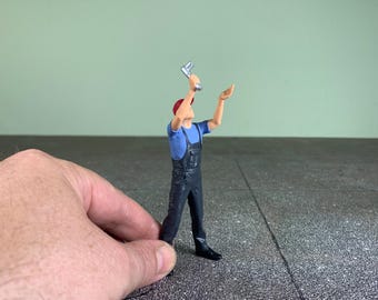 1:18 Scale Mechanic Figure with Wrench – Garage Diorama Man – Repair Shop, Workshop Accessory, Car Service Scene