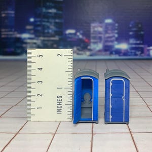 1:64 Scale Portable Mobile Street Restroom Chemical toilets Porta-Potty 2pcs.
