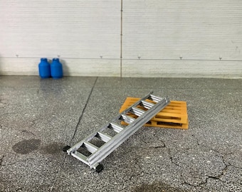 1-18 Scale Extendable Metal Ladder TOY!