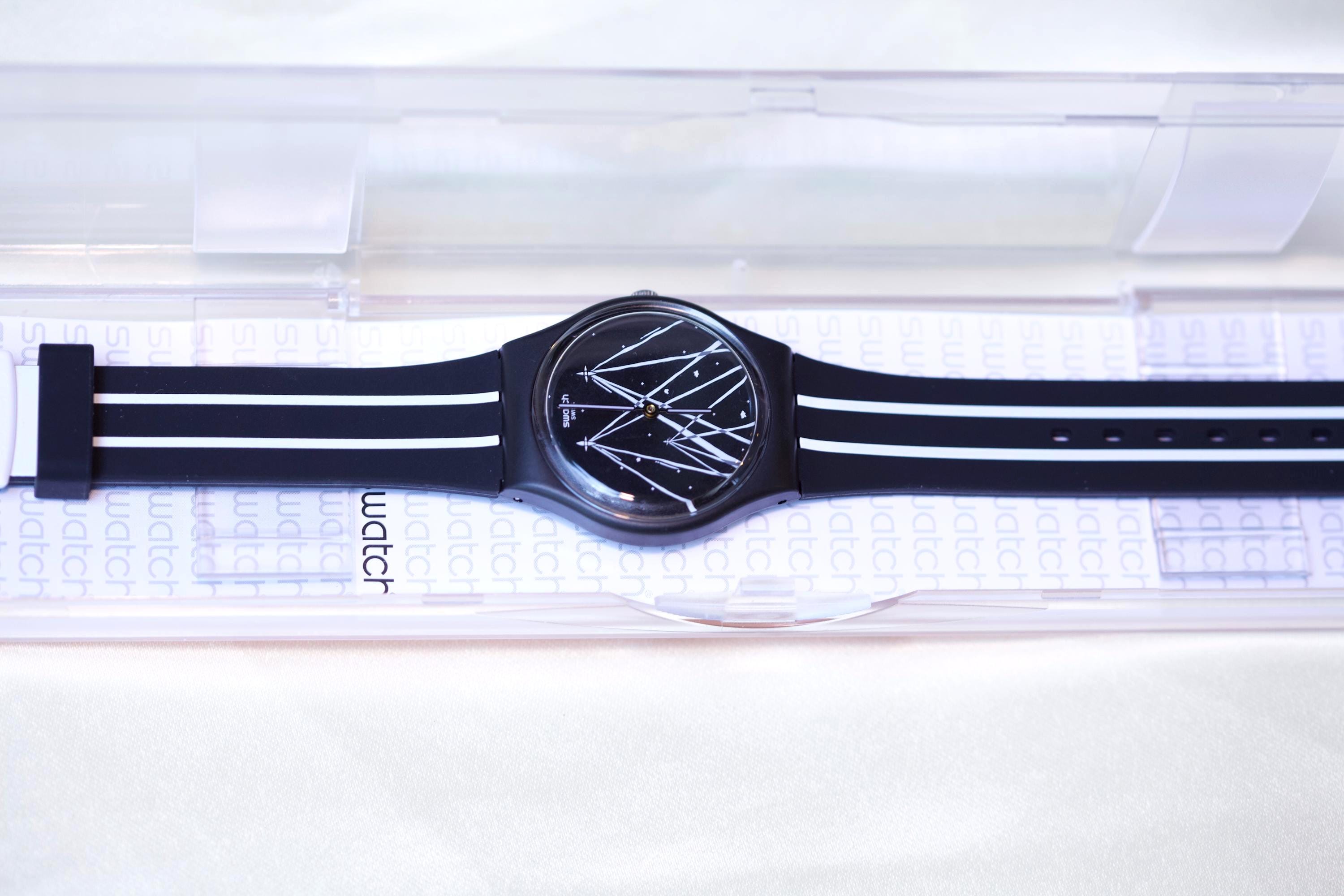 Swatch Watch - GZ249 - I AM A CHILD OF THE NIGHT Swatch “I Am A Child of the Night” GZ249 – Unworn, Boxed  main image 4
